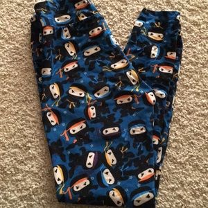 LuLaRoE ninja one size leggings os